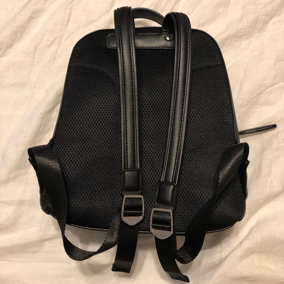 Chelsea28 Brooke City backpack - Picture 2 of 5